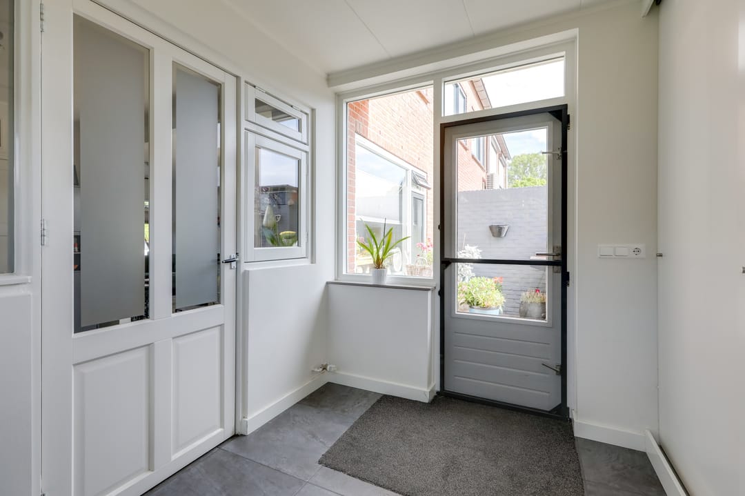 Foto 31 van Pastoor van Angerenstraat 10-E