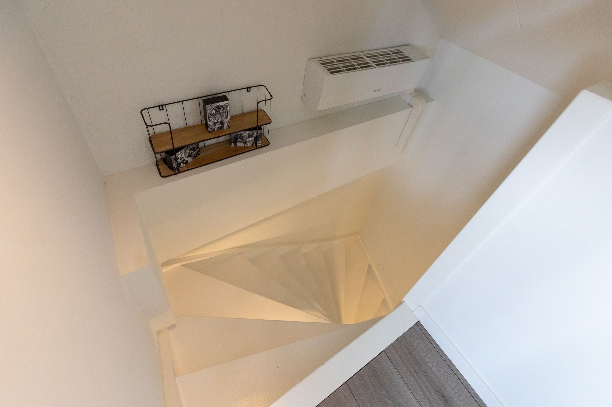 Foto 42 van Pastoor van Angerenstraat 10-E