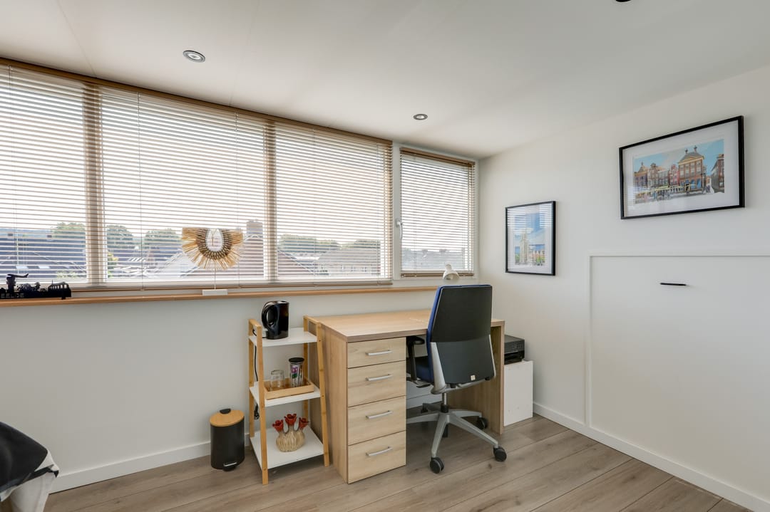 Foto 46 van Pastoor van Angerenstraat 10-E