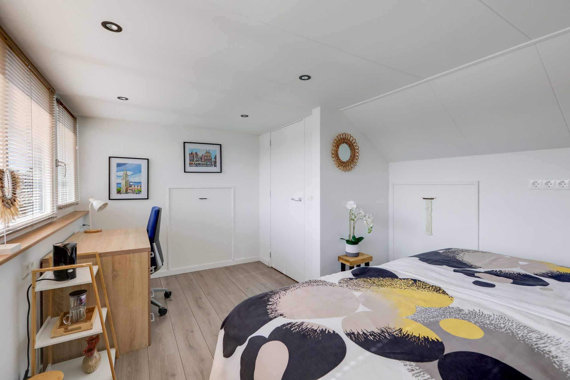 Foto 48 van Pastoor van Angerenstraat 10-E