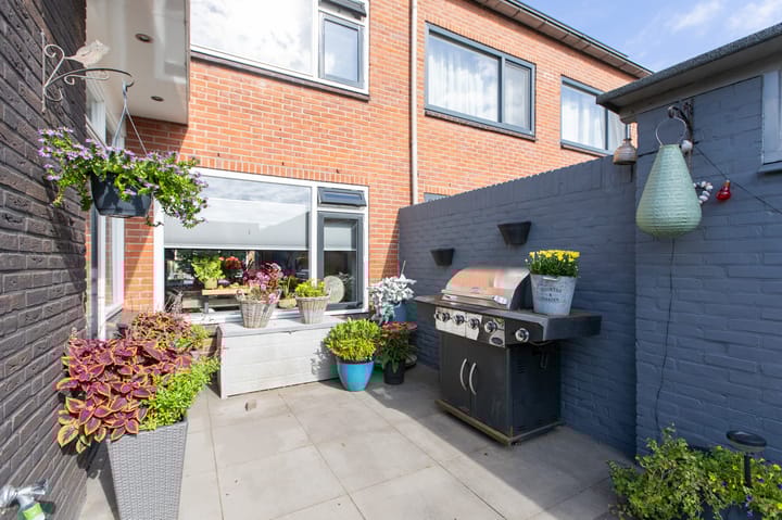 Foto 49 van Pastoor van Angerenstraat 10-E