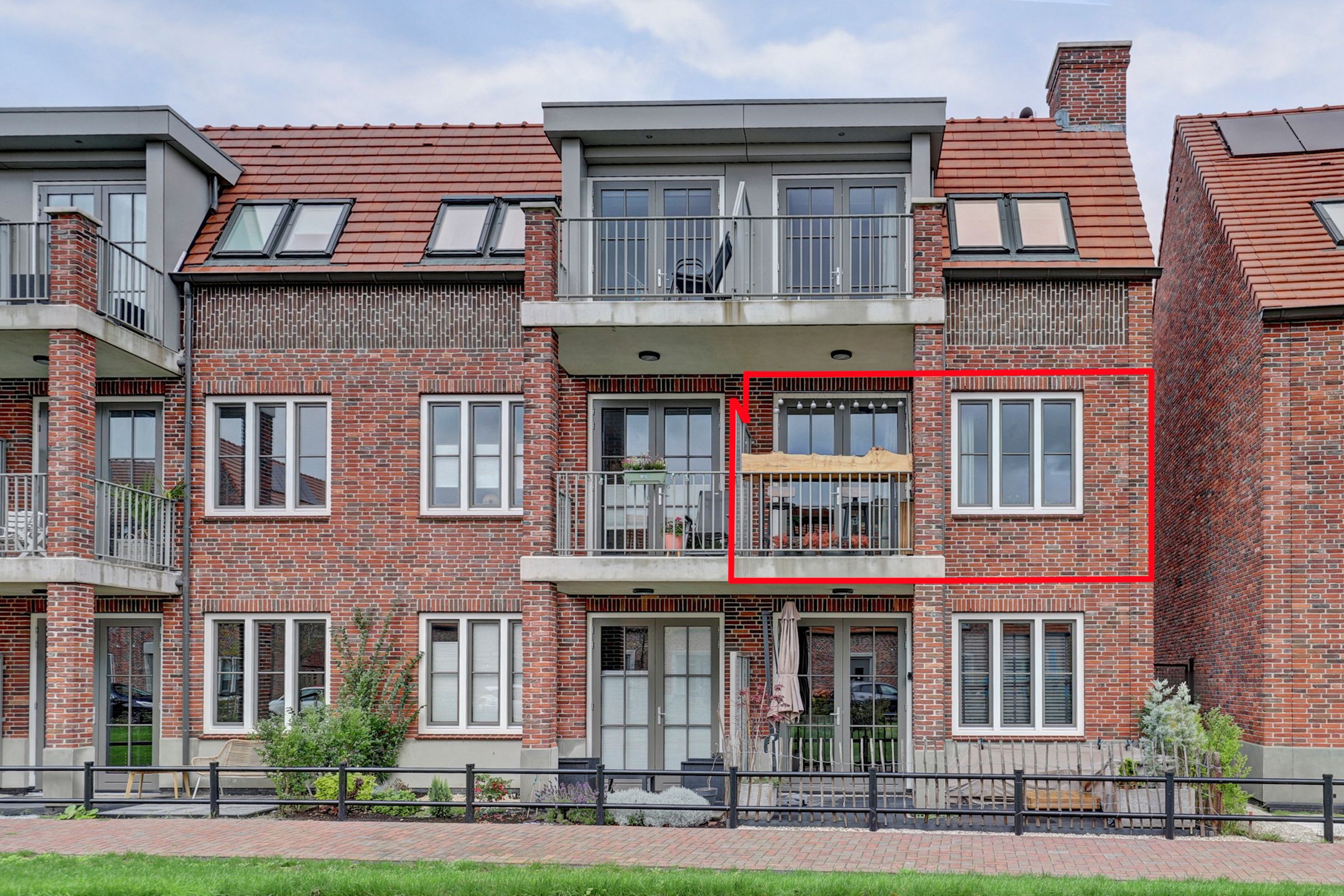 Foto 6 van Ebbenhout 38-F