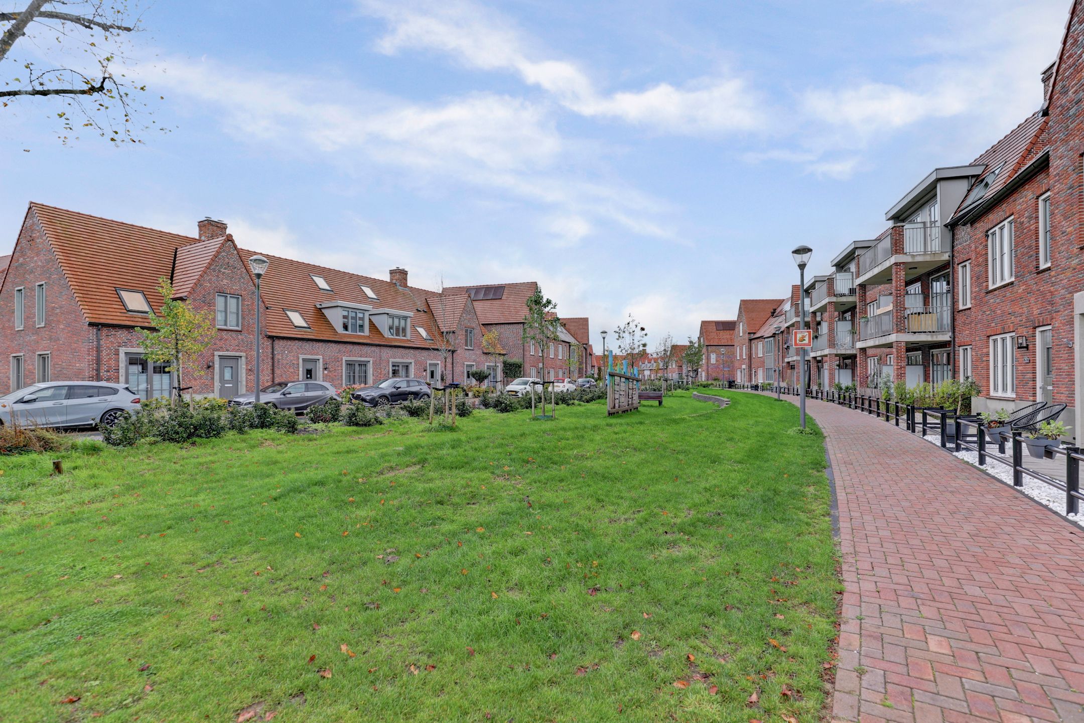 Foto 36 van Ebbenhout 38-F