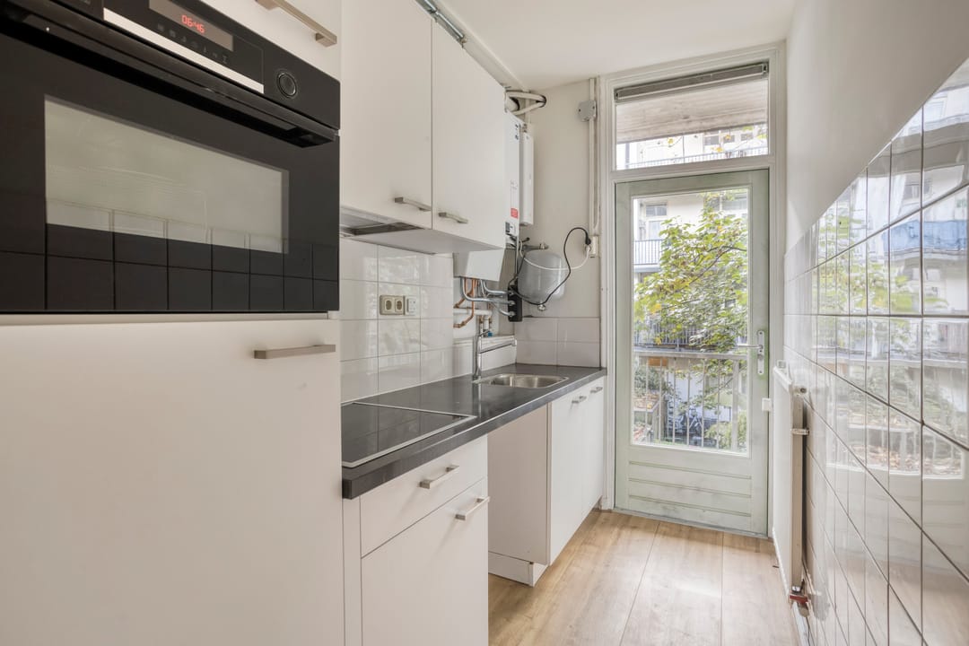 Photo 7 of Van Spilbergenstraat 152-1