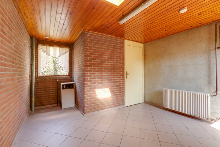 Photo 19 of van den Berghweg 38