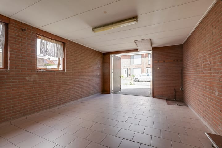 Photo 22 of van den Berghweg 38