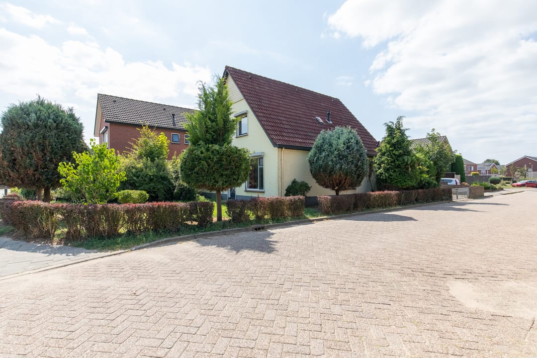 Photo 37 of van den Berghweg 38