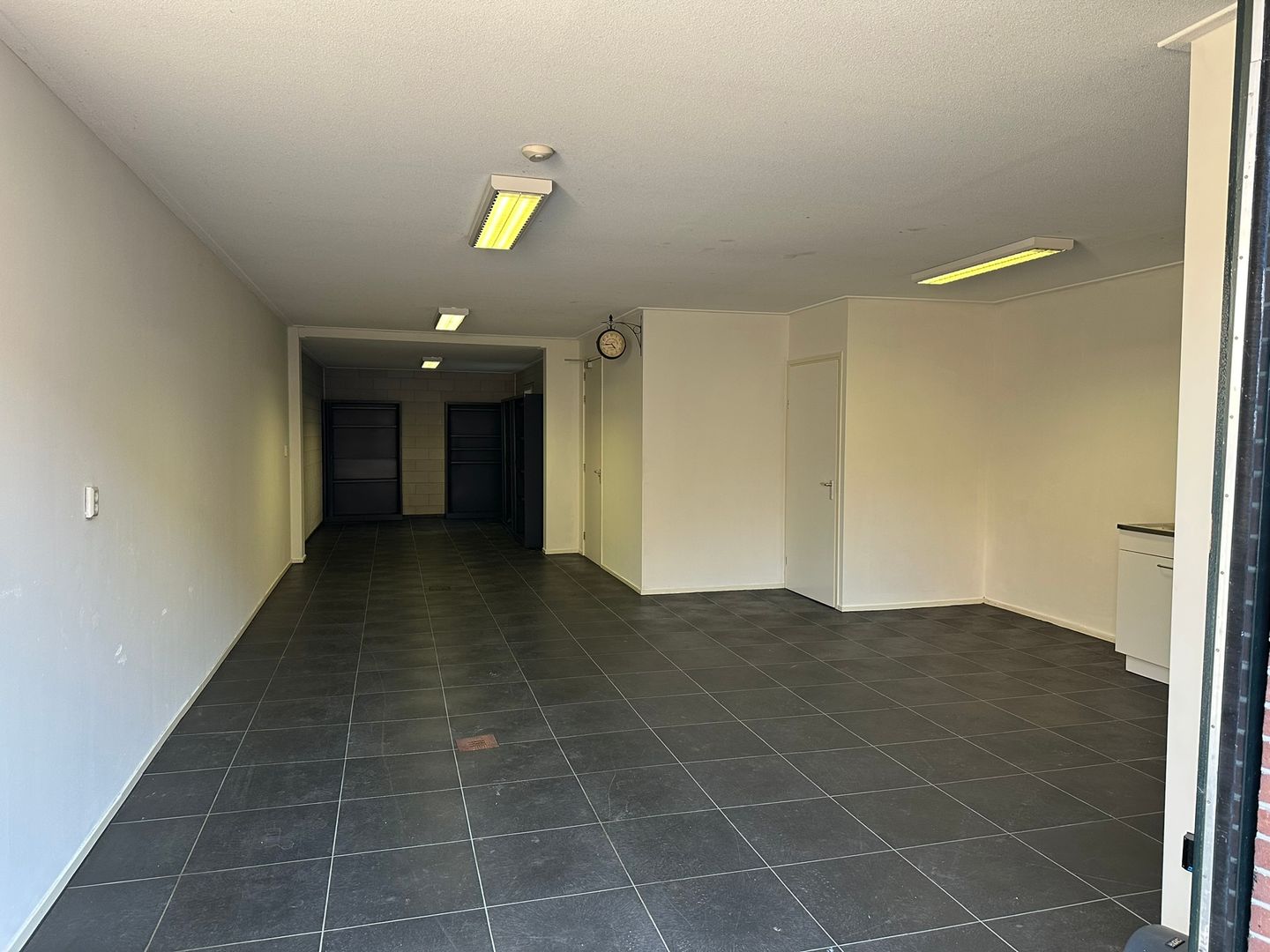 View photo 3 of Achterom 38