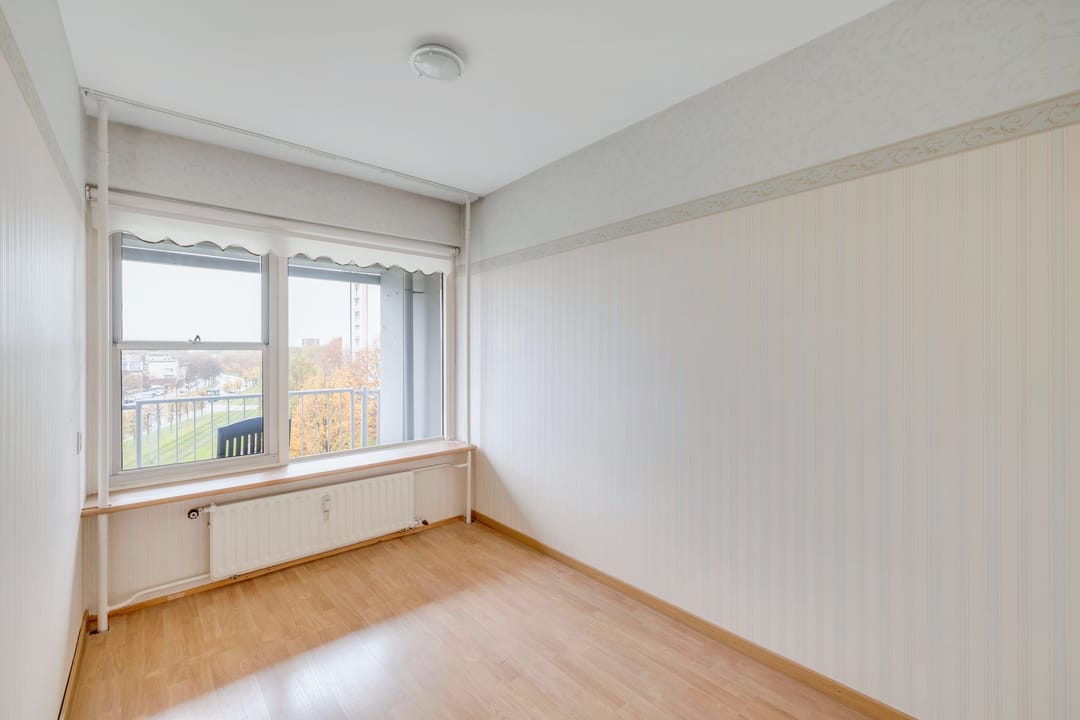 Photo 16 of Louis Raemaekersstraat 37