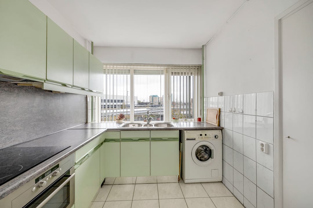 Photo 22 of Louis Raemaekersstraat 37