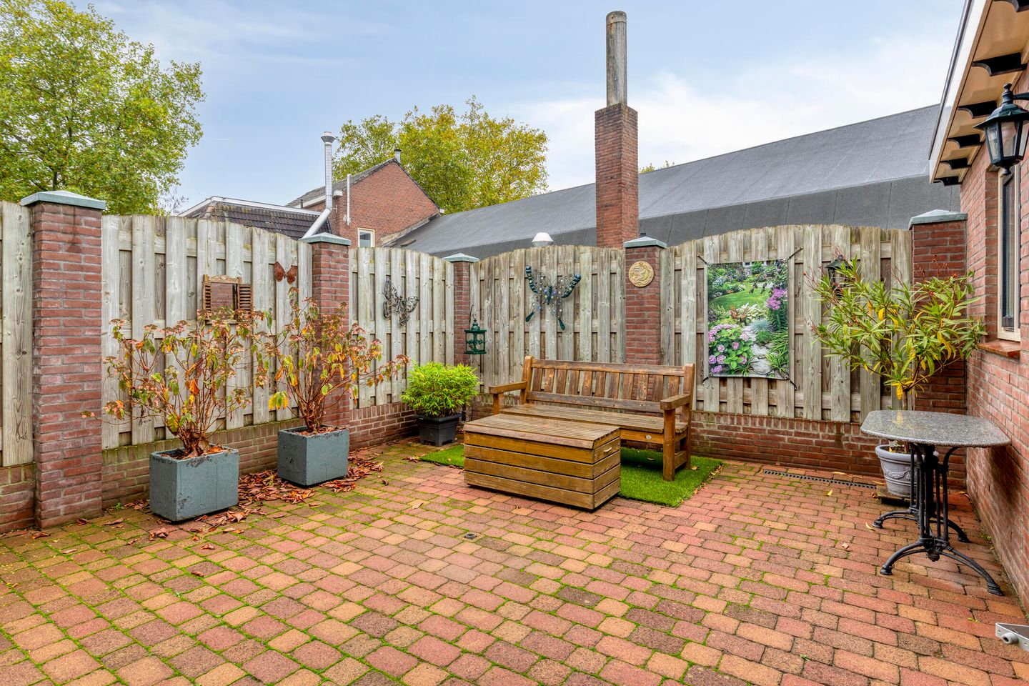 Foto 40 van Burg Mr Verbeekstraat 22