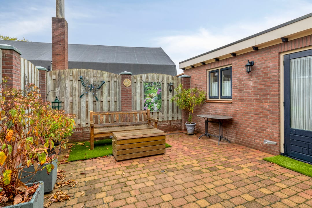 Foto 41 van Burg Mr Verbeekstraat 22