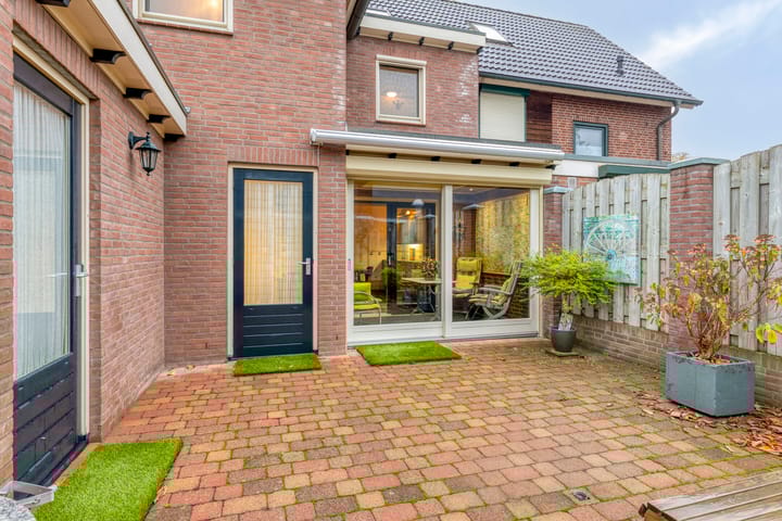 Foto 43 van Burg Mr Verbeekstraat 22