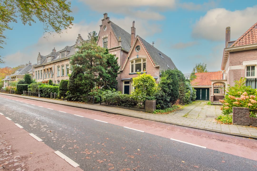 Photo 2 of Wilhelminalaan 19