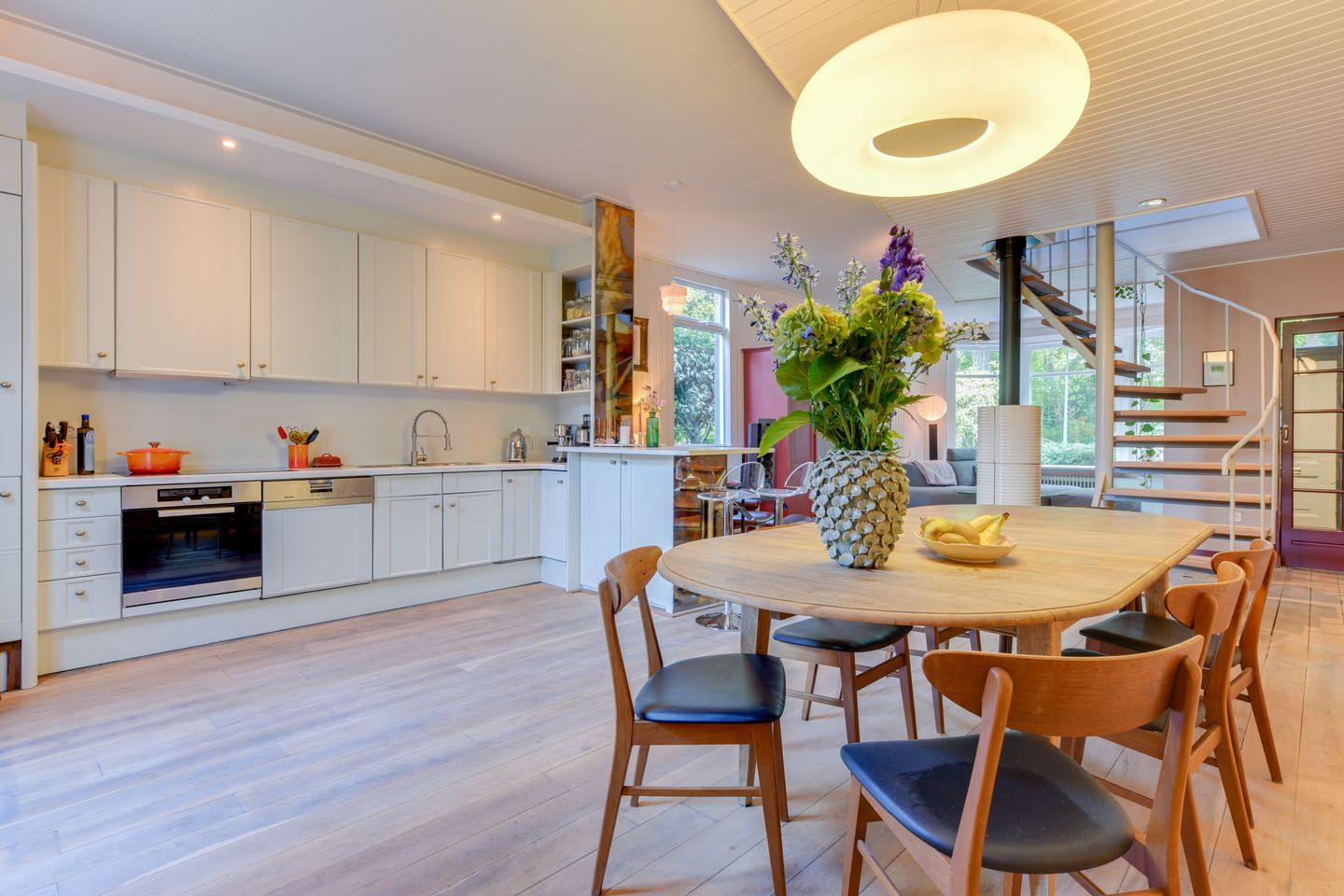 Photo 14 of Wilhelminalaan 19