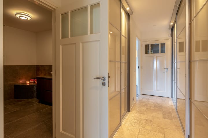 Photo 49 of Wijnbrugstraat 357