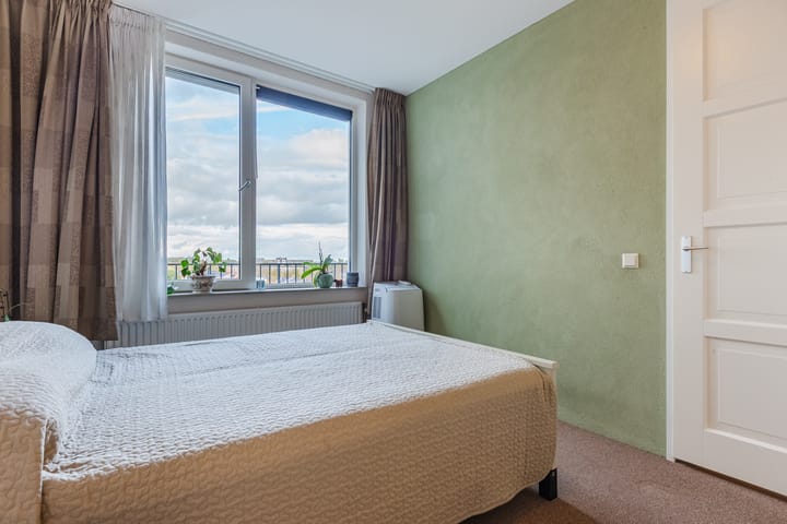 Photo 32 of Haydnplein 126