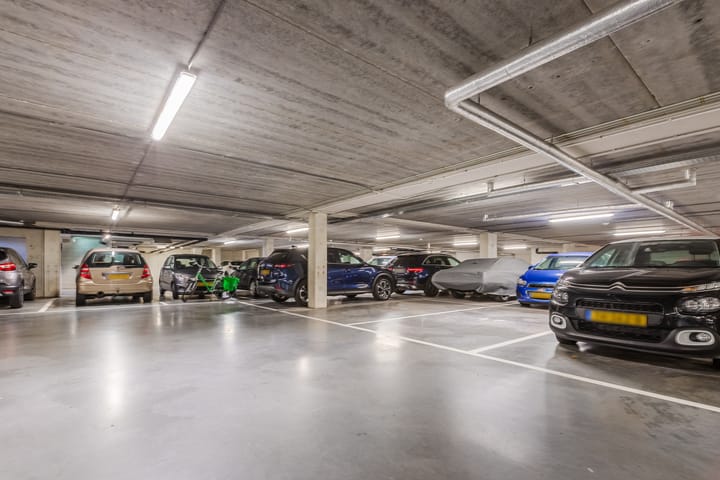 Photo 43 of Haydnplein 126