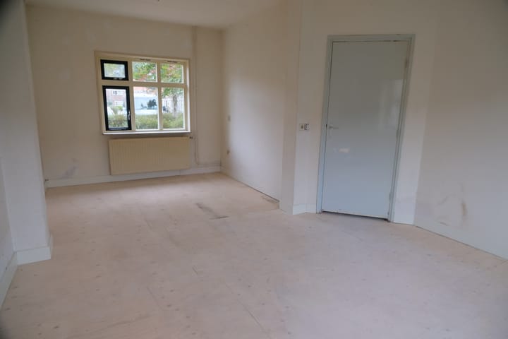 Foto 2 van Badhuisplein 14