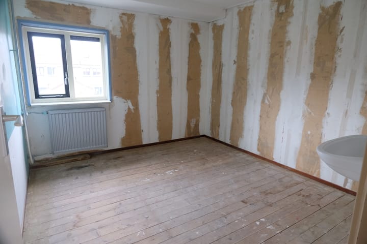 Photo 8 of Badhuisplein 14