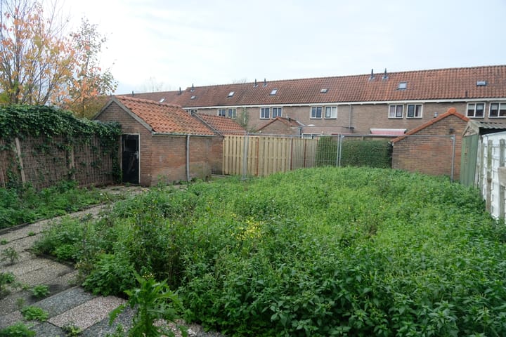 Photo 10 of Badhuisplein 14