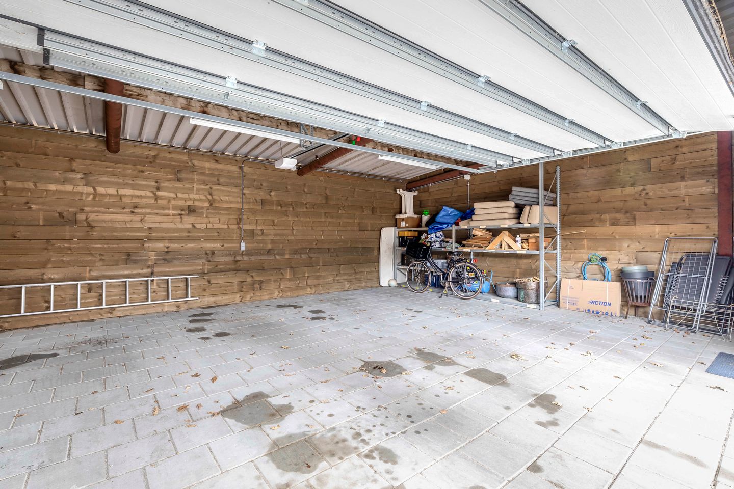 Photo 44 of Eeneind 39