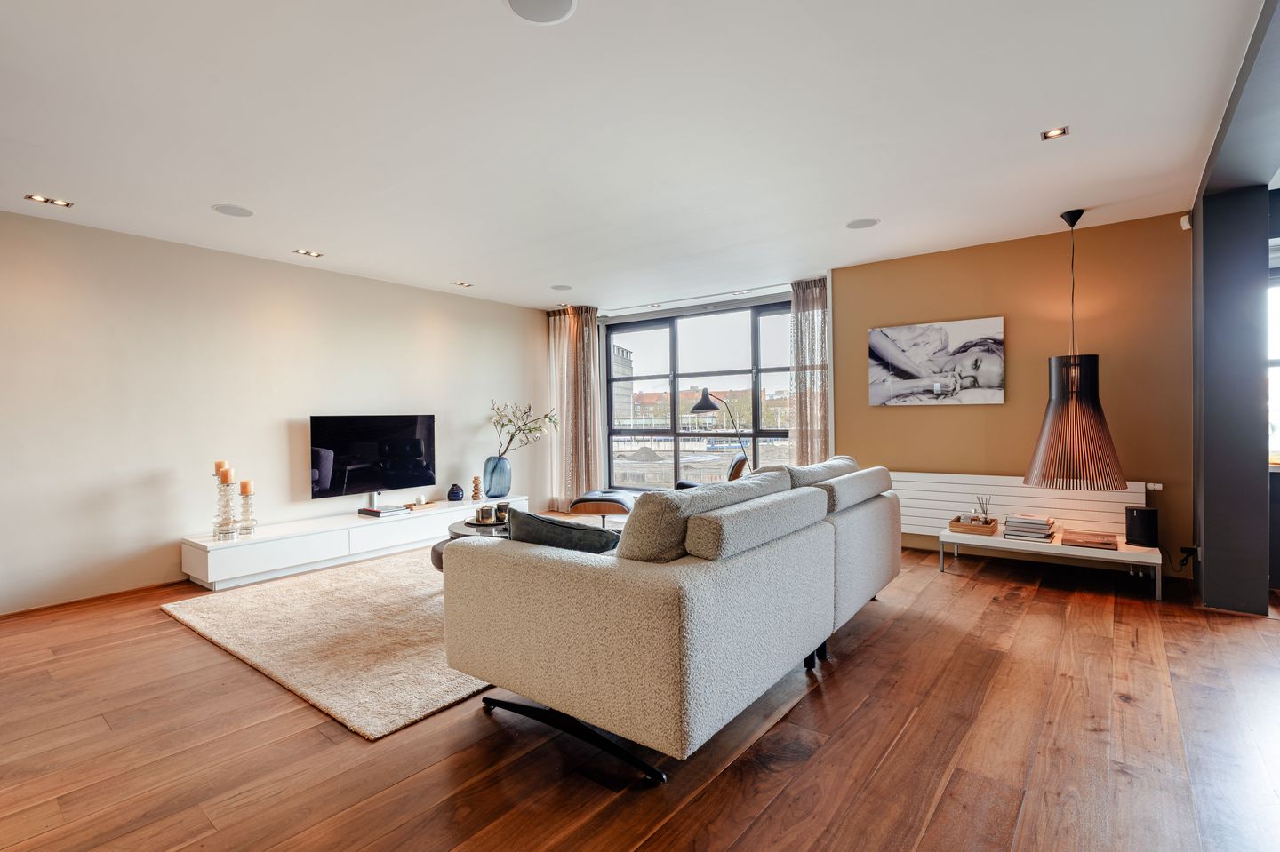 Foto 5 van Afroditekade 137