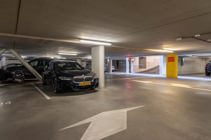 Foto 19 van Afroditekade 137