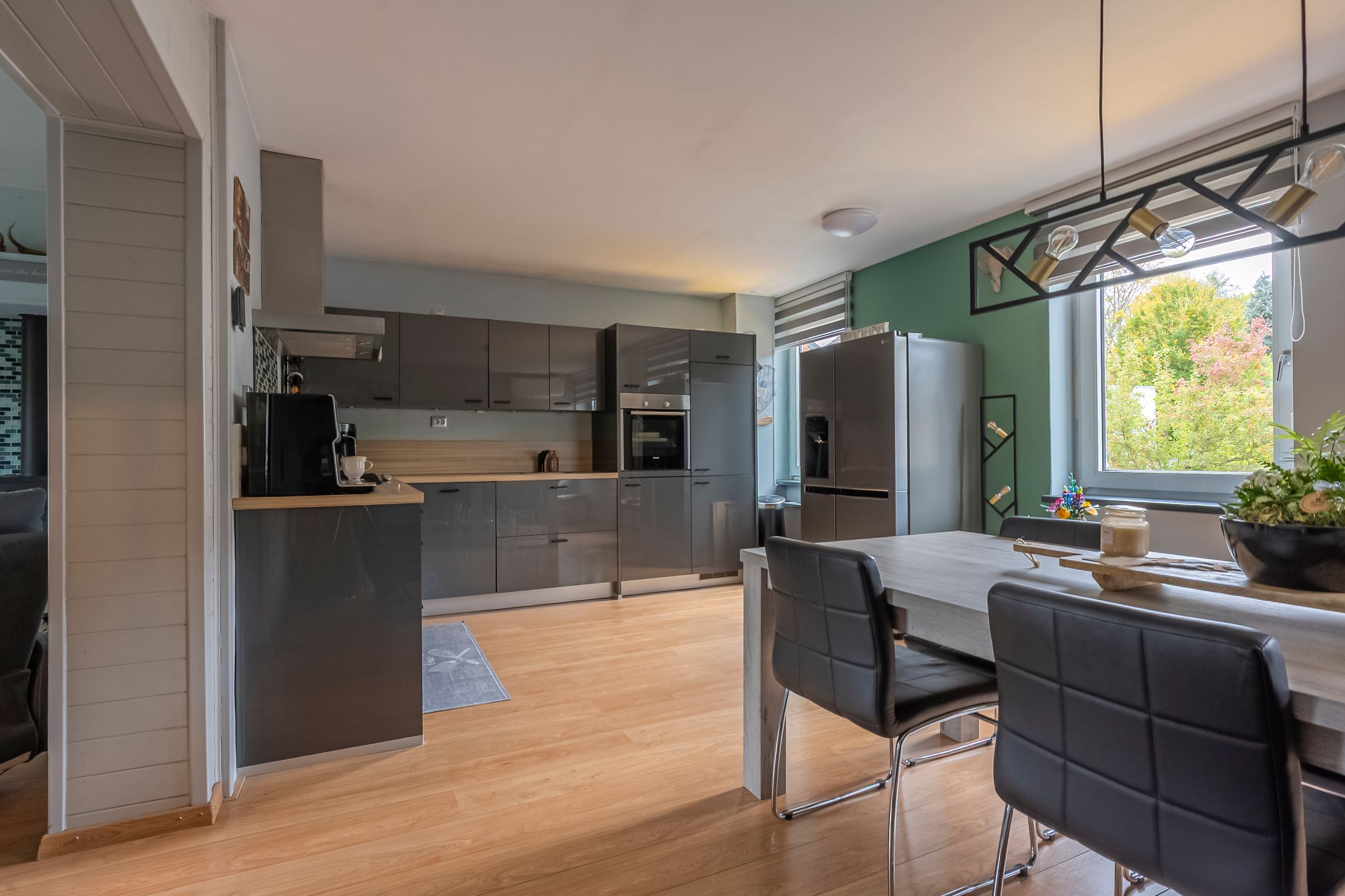 Photo 15 of Meuserstraat 72