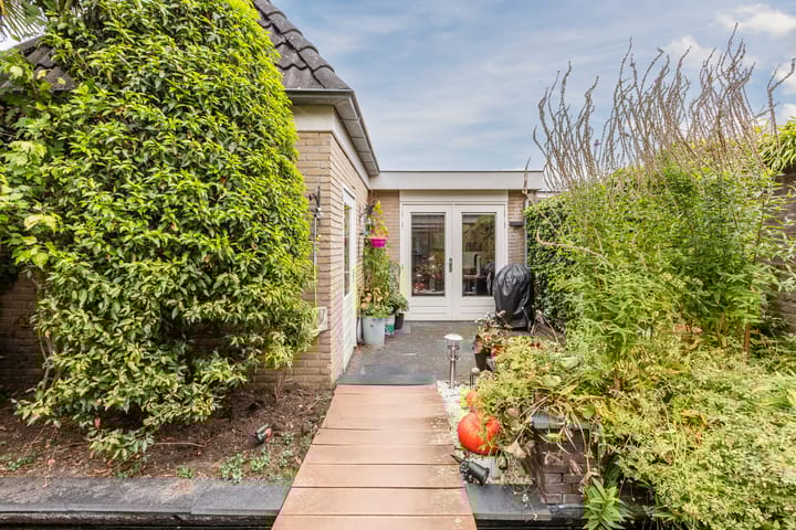 Photo 51 of de Leemput 25