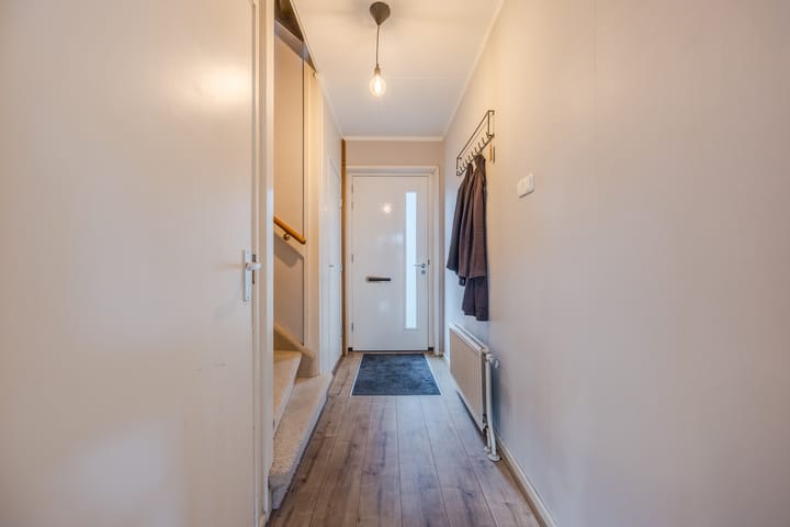 Photo 6 of Valkenburgstraat 10