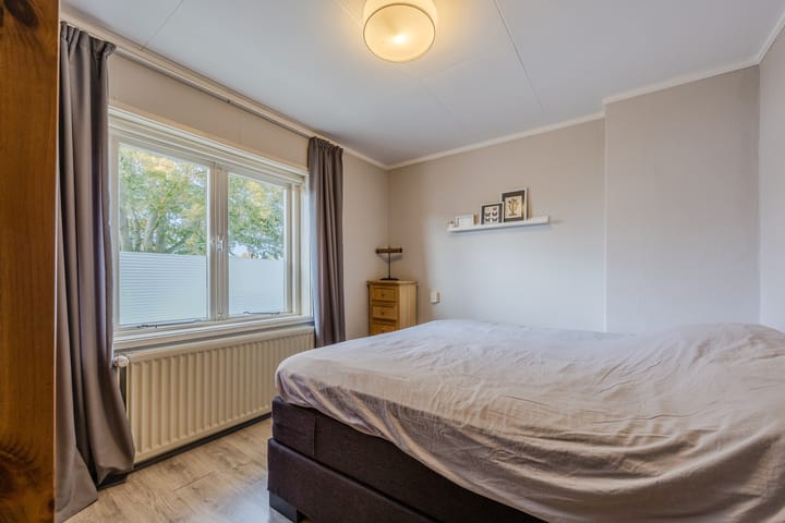 Photo 18 of Valkenburgstraat 10