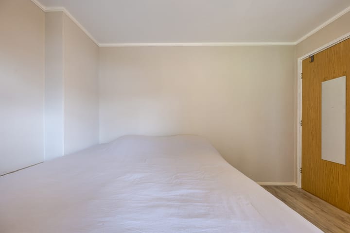 Photo 19 of Valkenburgstraat 10