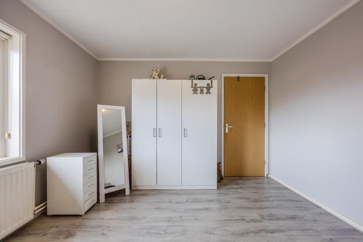 Photo 21 of Valkenburgstraat 10