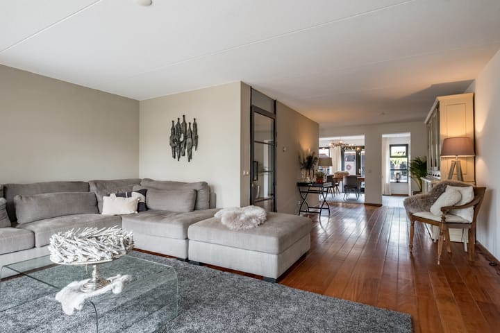 Foto 2 van Stiffelio 75