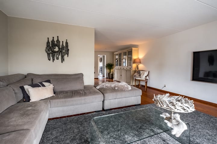 Foto 11 van Stiffelio 75