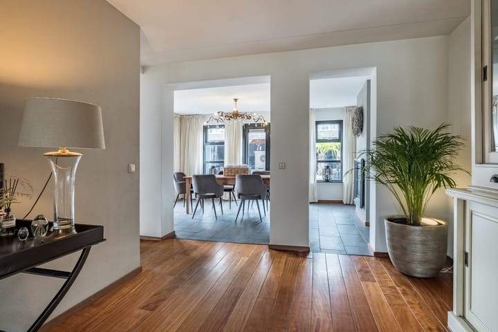 Foto 12 van Stiffelio 75