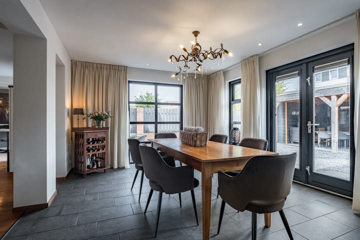 Foto 13 van Stiffelio 75