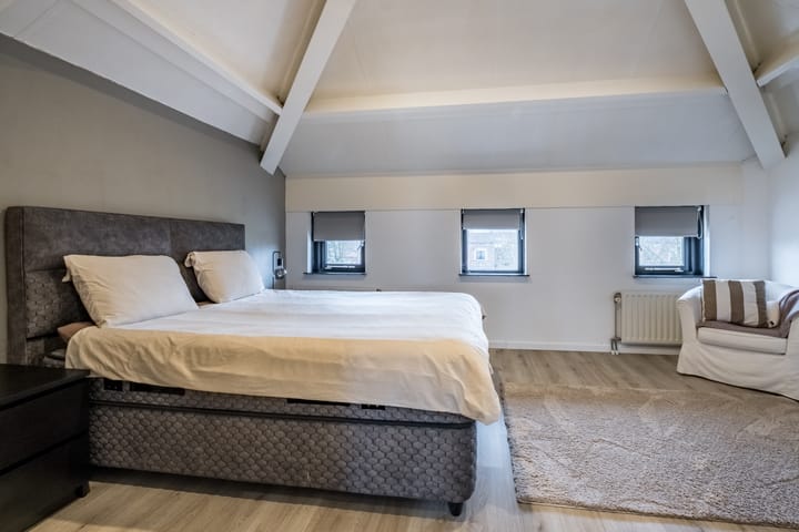 Foto 36 van Stiffelio 75