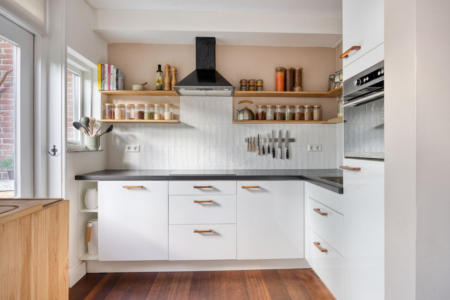 Foto 10 van Johan de Wittstraat 13