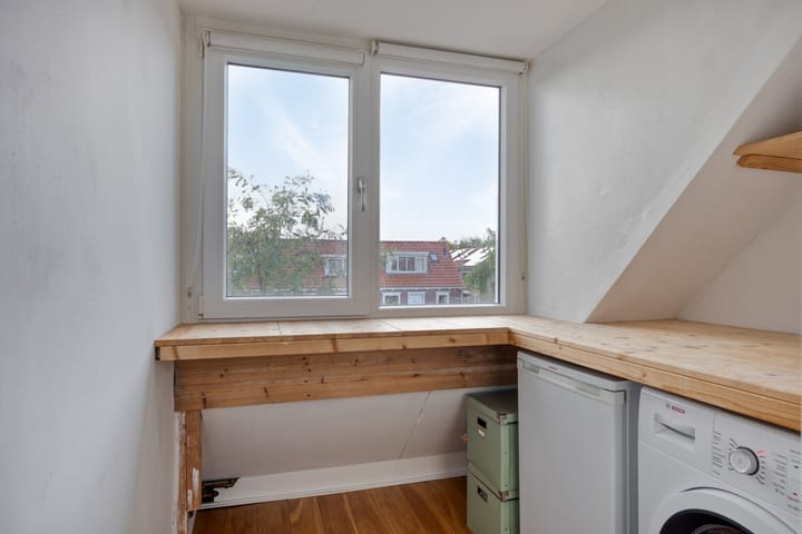 Foto 25 van Johan de Wittstraat 13