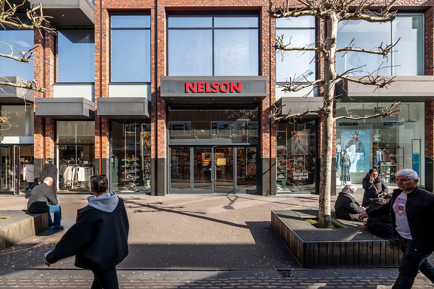 Bekijk foto 2 van Marktplein 250