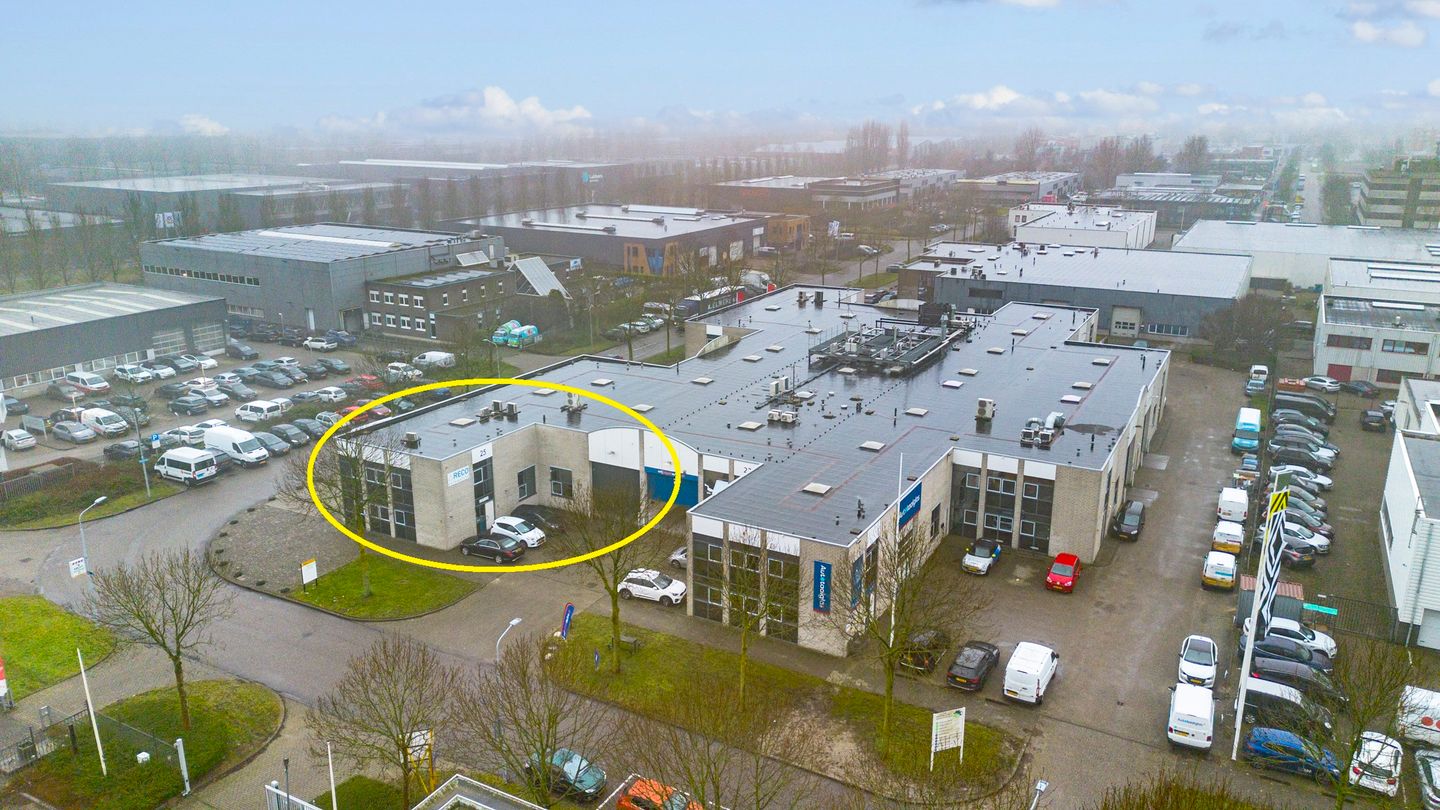 Bekijk foto 2 van Parellaan 25