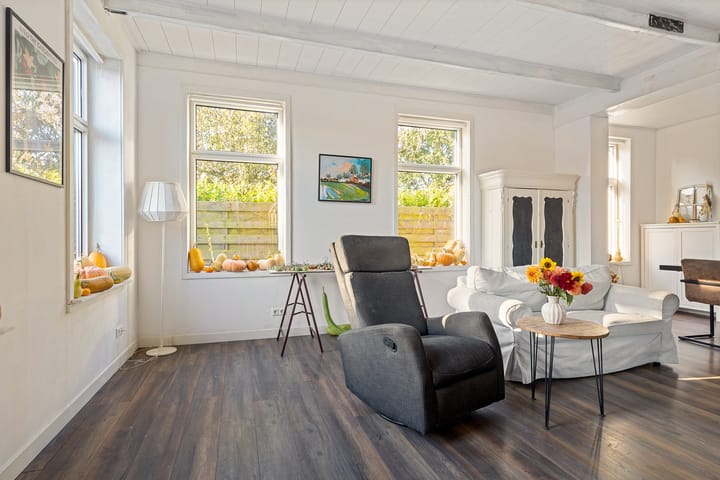 Photo 11 of M.H. Trompstraat 1