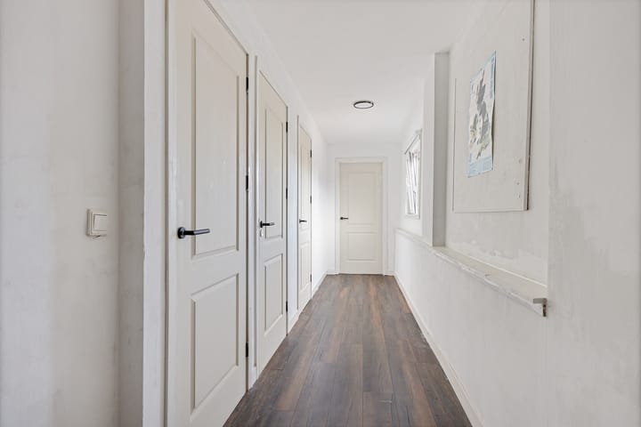 Photo 23 of M.H. Trompstraat 1