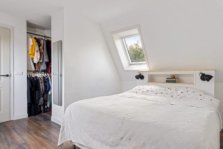 Photo 31 of M.H. Trompstraat 1