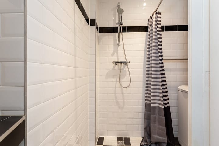 Photo 23 of Coolhaven 48-F