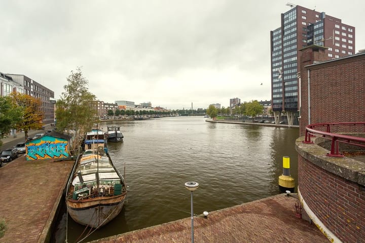 Photo 30 of Coolhaven 48-F