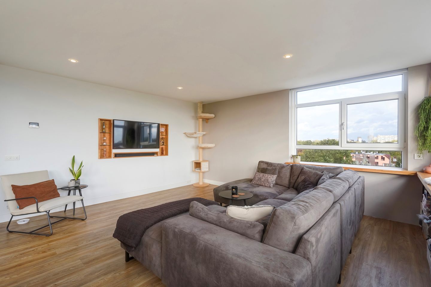 Foto 19 van Buizerdlaan 127