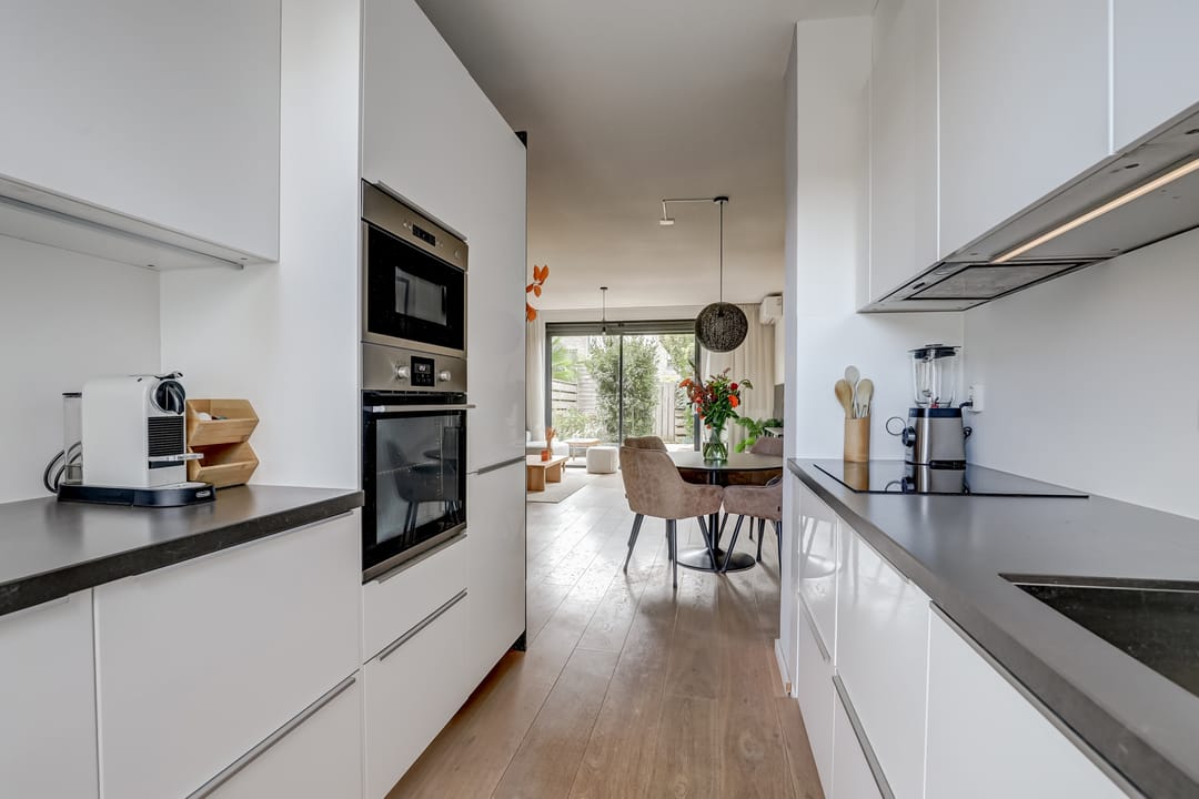 Photo 11 of Hoornplantsoen 30